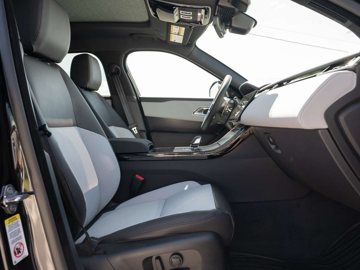 2026 Land Rover Range Rover Velar P340 Dynamic SE — photo 3
