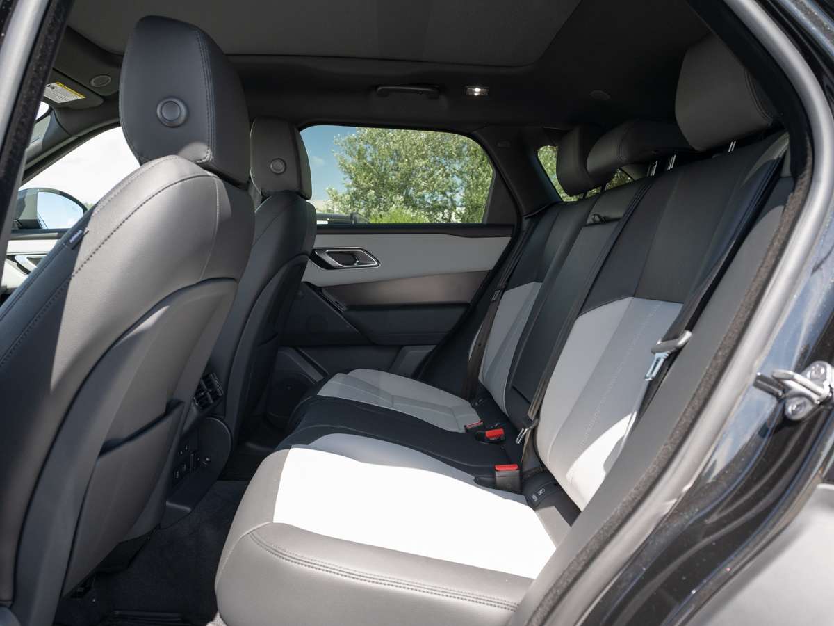 2026 Land Rover Range Rover Velar P340 Dynamic SE — photo 5