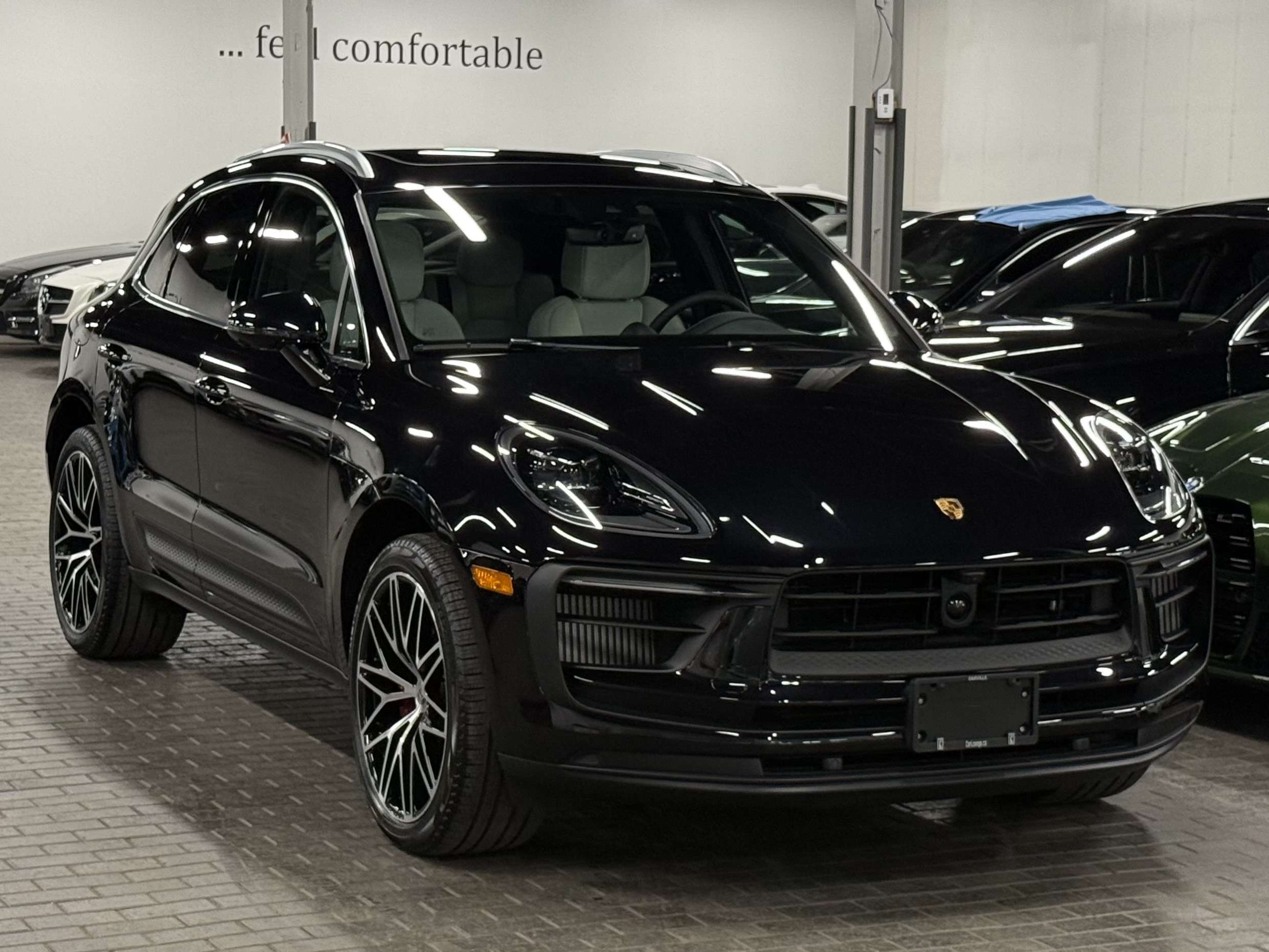 2026 Porsche Macan S | PREMIUM PACKAGE PLUS — photo 3