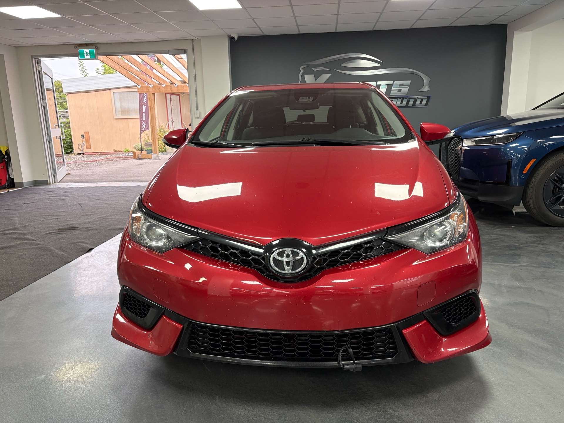 2017 Toyota Corolla 4dr HB Man — снимка 3
