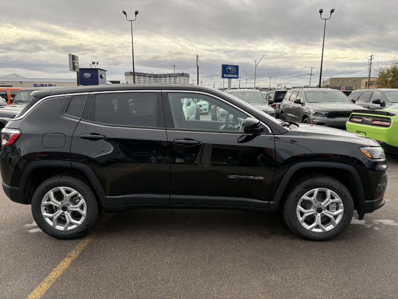 2026 Jeep Compass Sport — photo 4