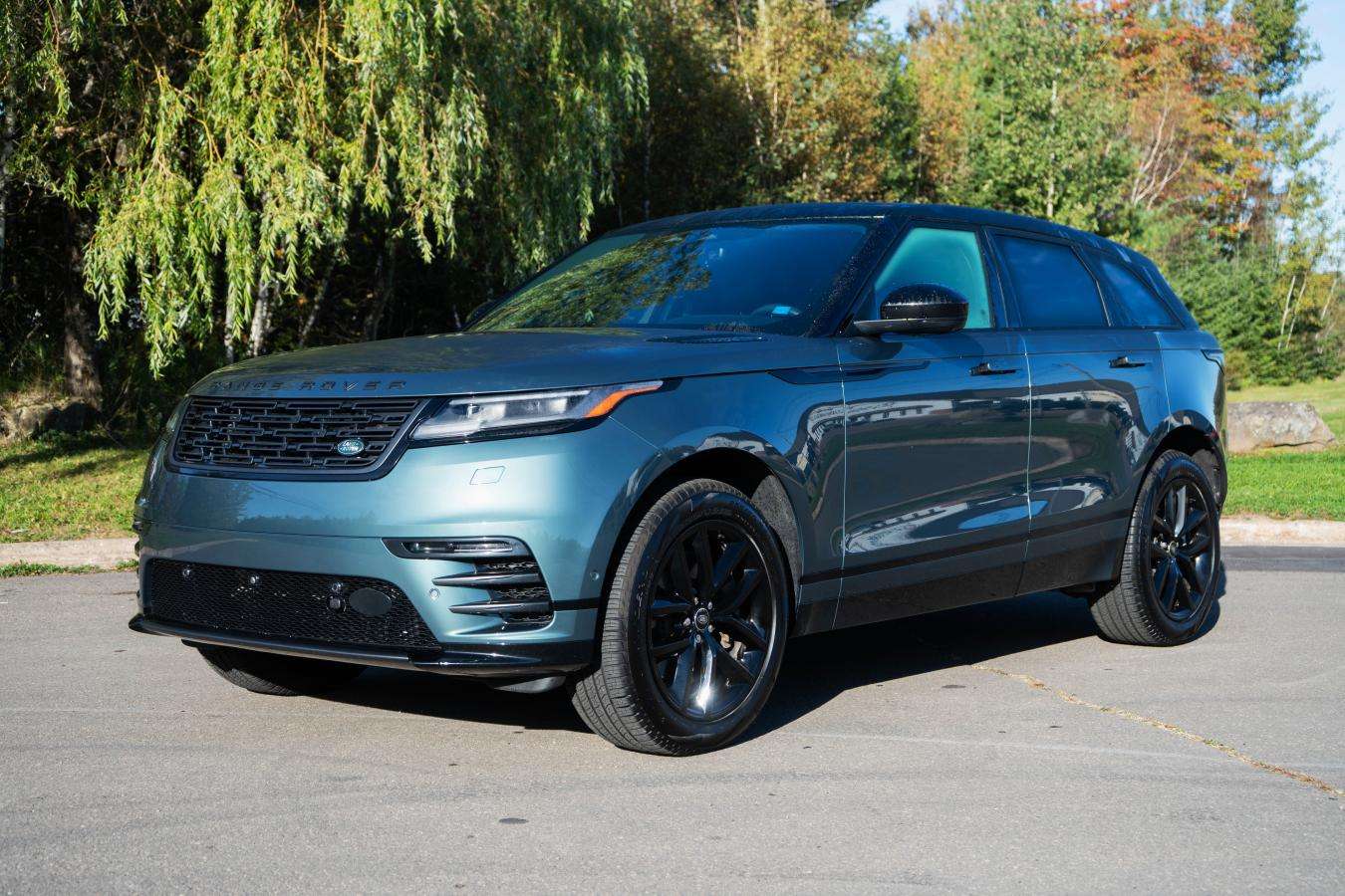 2026 Land Rover Range Rover Velar P250 Dynamic Se Ltd | Comfort Package | Heated and Cooled Front Seats — снимка 3