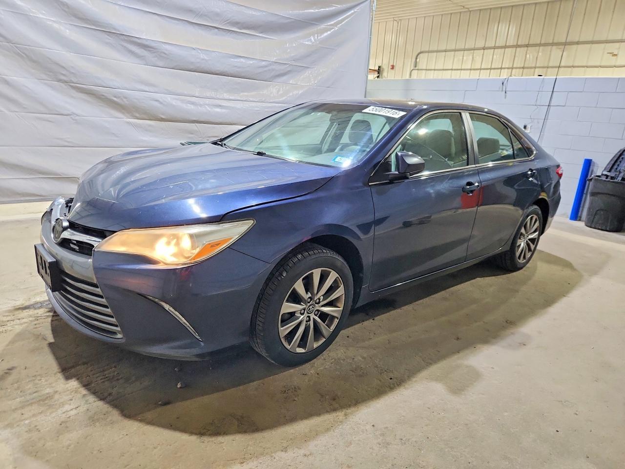 2017 TOYOTA CAMRY XLE