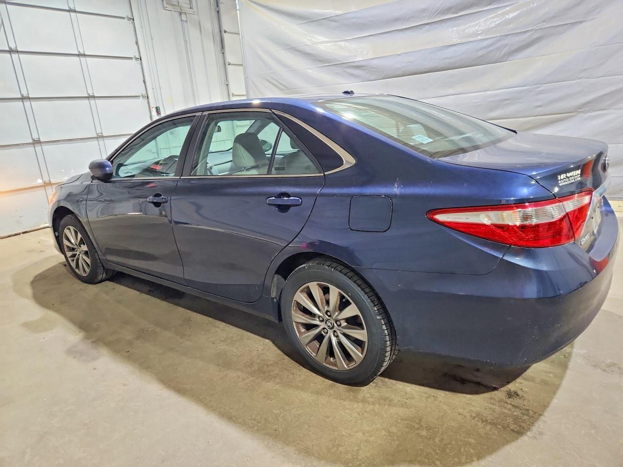 2017 TOYOTA CAMRY XLE — снимка 2