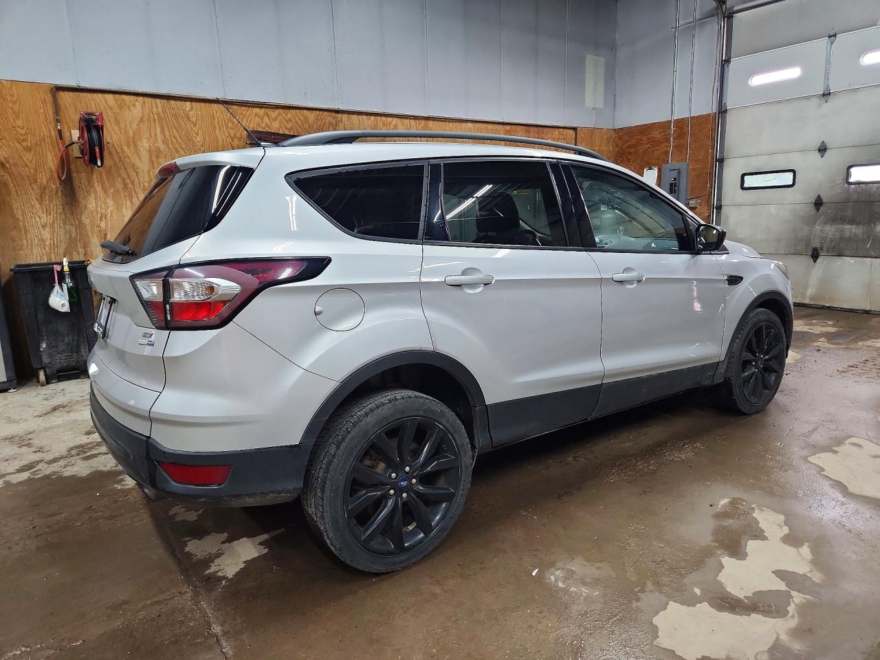 2017 FORD ESCAPE SE — снимка 3
