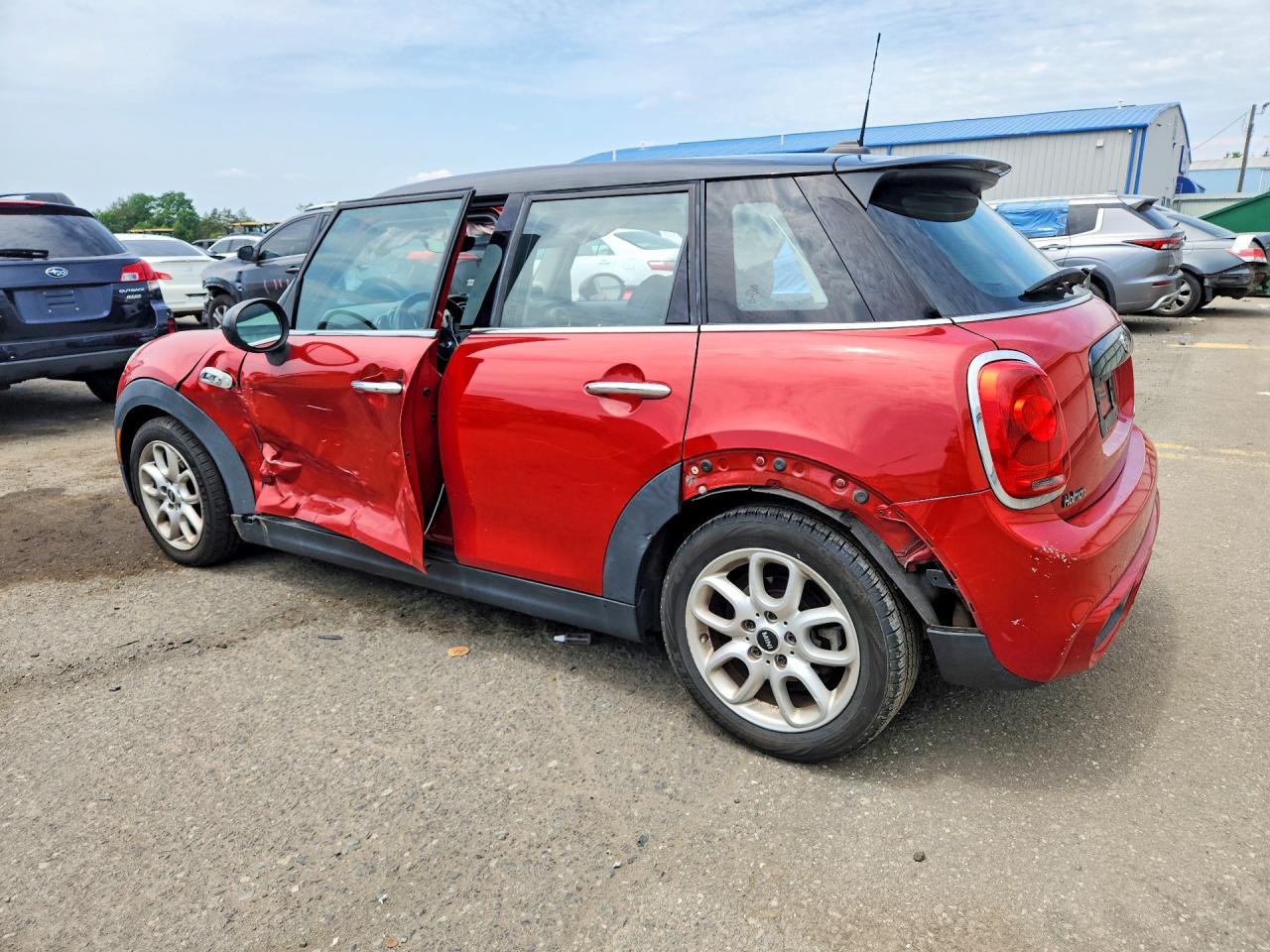 2015 MINI COOPER S — снимка 2