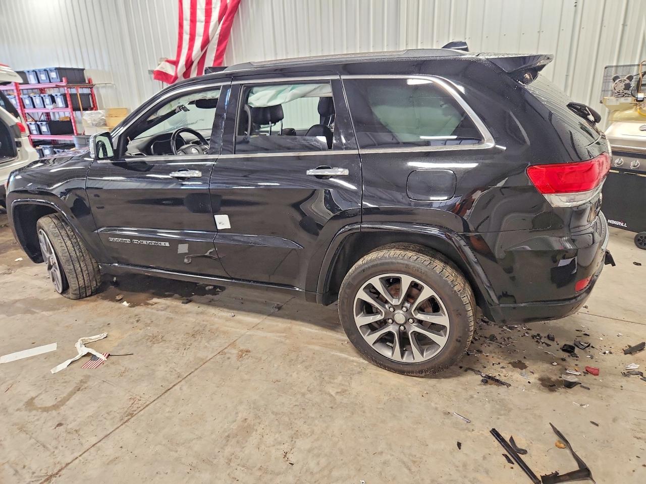 2018 JEEP GRAND CHEROKEE OVERLAND — снимка 2