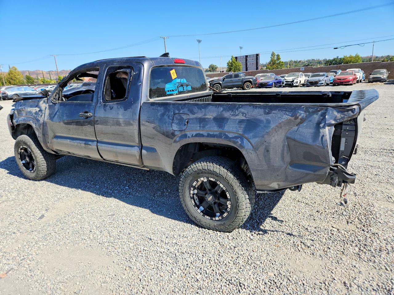 2019 TOYOTA TACOMA SR — снимка 2