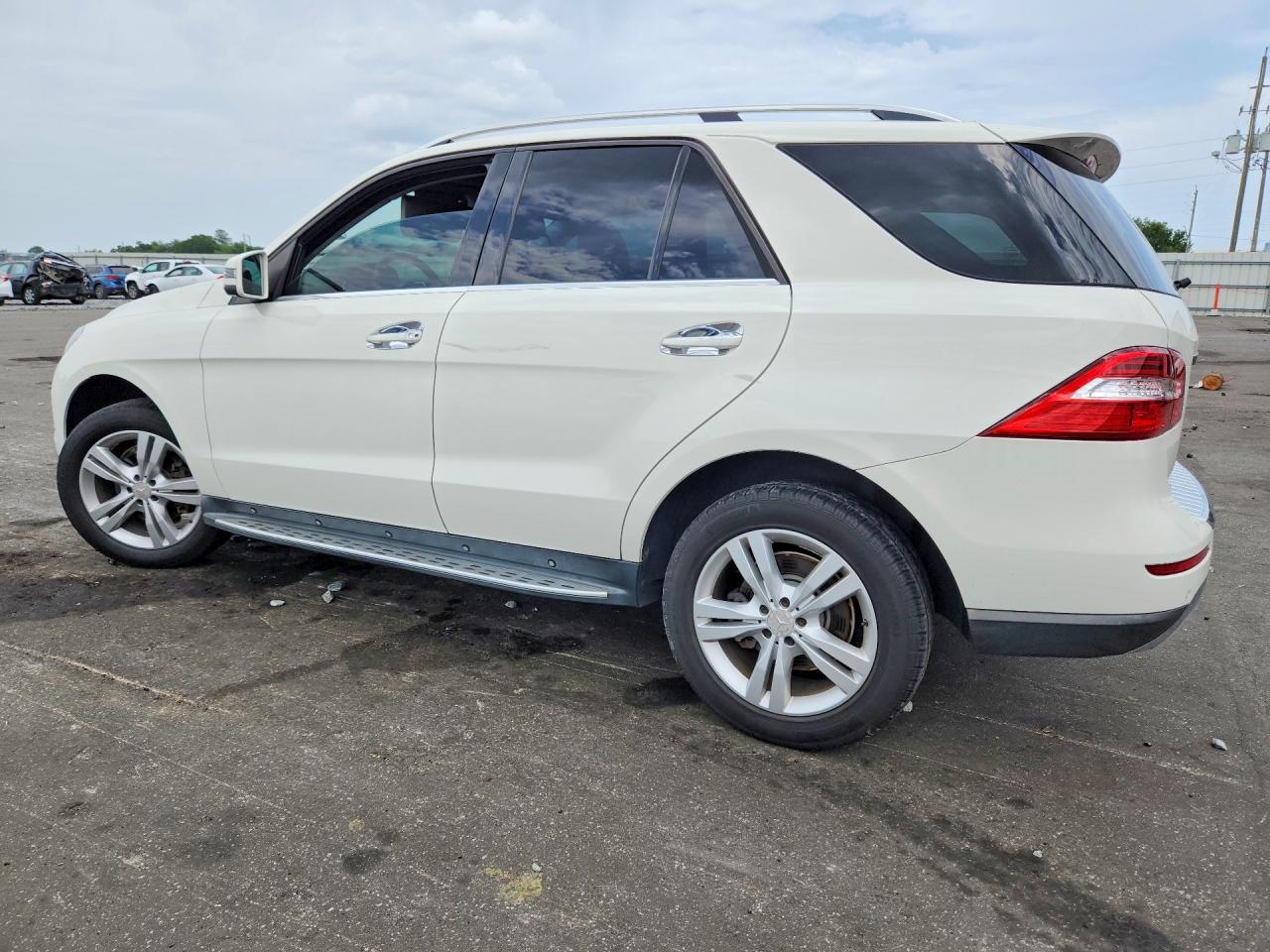 2013 MERCEDES-BENZ ML 350 4MATIC — снимка 2