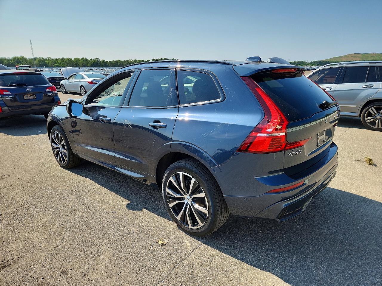 2024 VOLVO XC60 PLUS — снимка 2