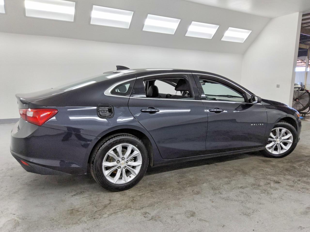 2023 CHEVROLET MALIBU LT — снимка 3