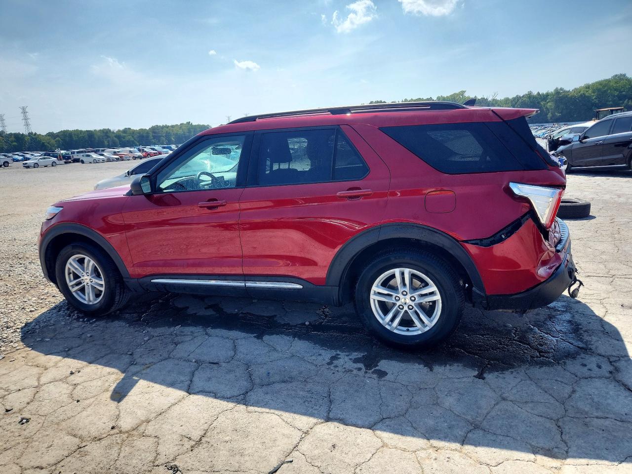 2021 FORD EXPLORER XLT — снимка 2