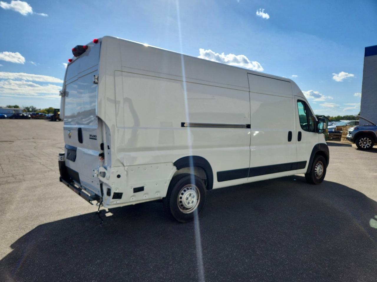 2026 RAM PROMASTER 3500 — photo 3