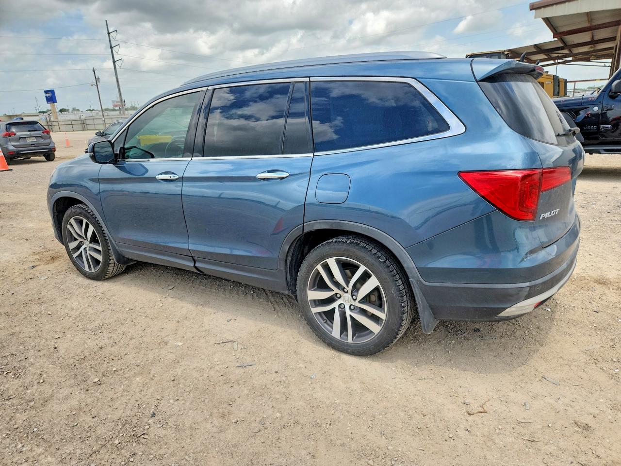 2018 HONDA PILOT ELITE — снимка 2