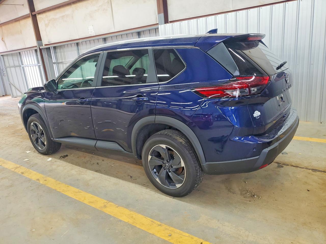 2025 NISSAN ROGUE — снимка 2