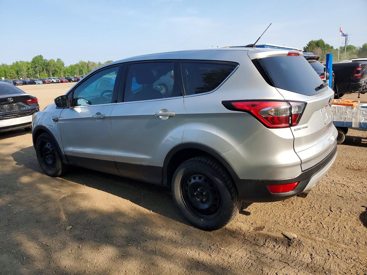 2017 FORD ESCAPE SE — снимка 2