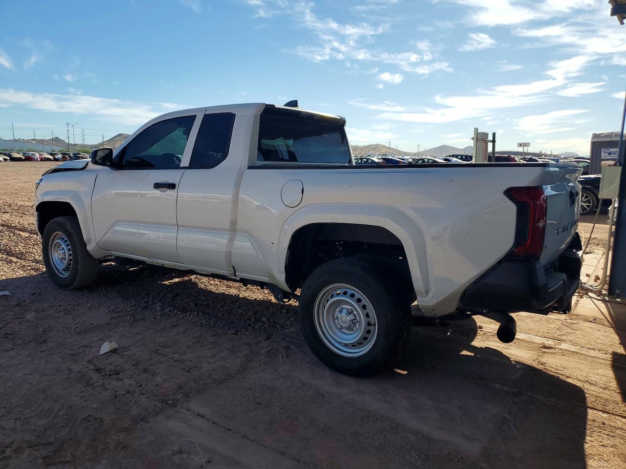 2025 TOYOTA TACOMA SR — снимка 2