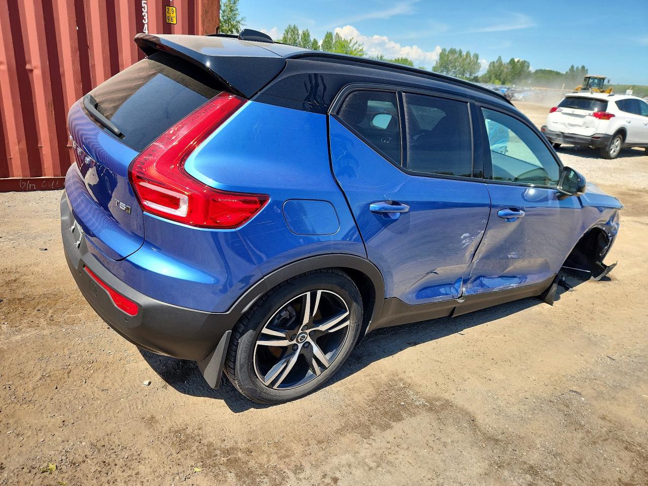 2021 VOLVO XC40 T5 R-DESIGN — снимка 3