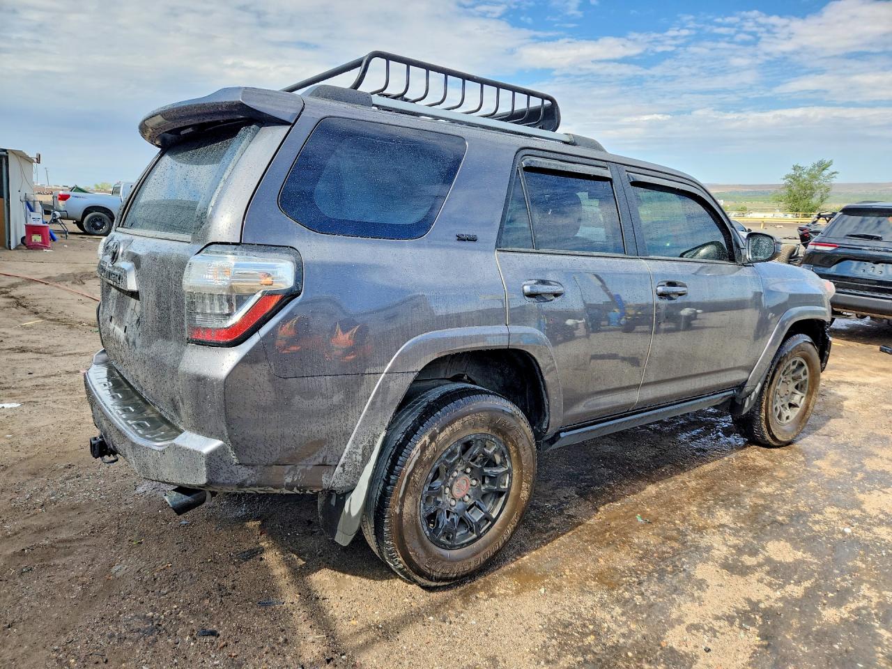 2023 TOYOTA 4RUNNER SR5 — снимка 3