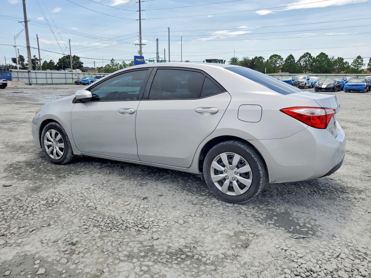 2015 TOYOTA COROLLA LE — снимка 2