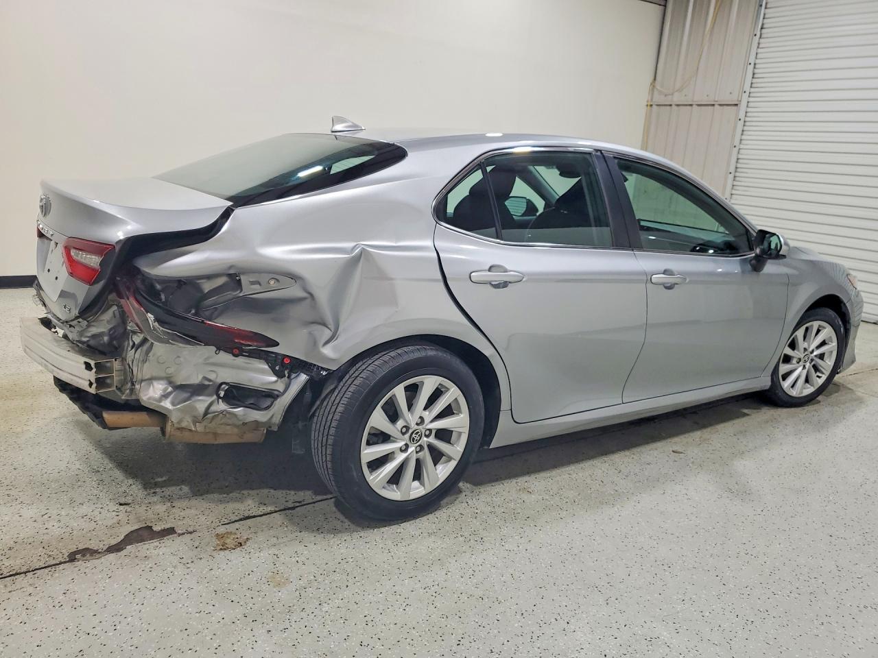 2021 TOYOTA CAMRY LE — снимка 3