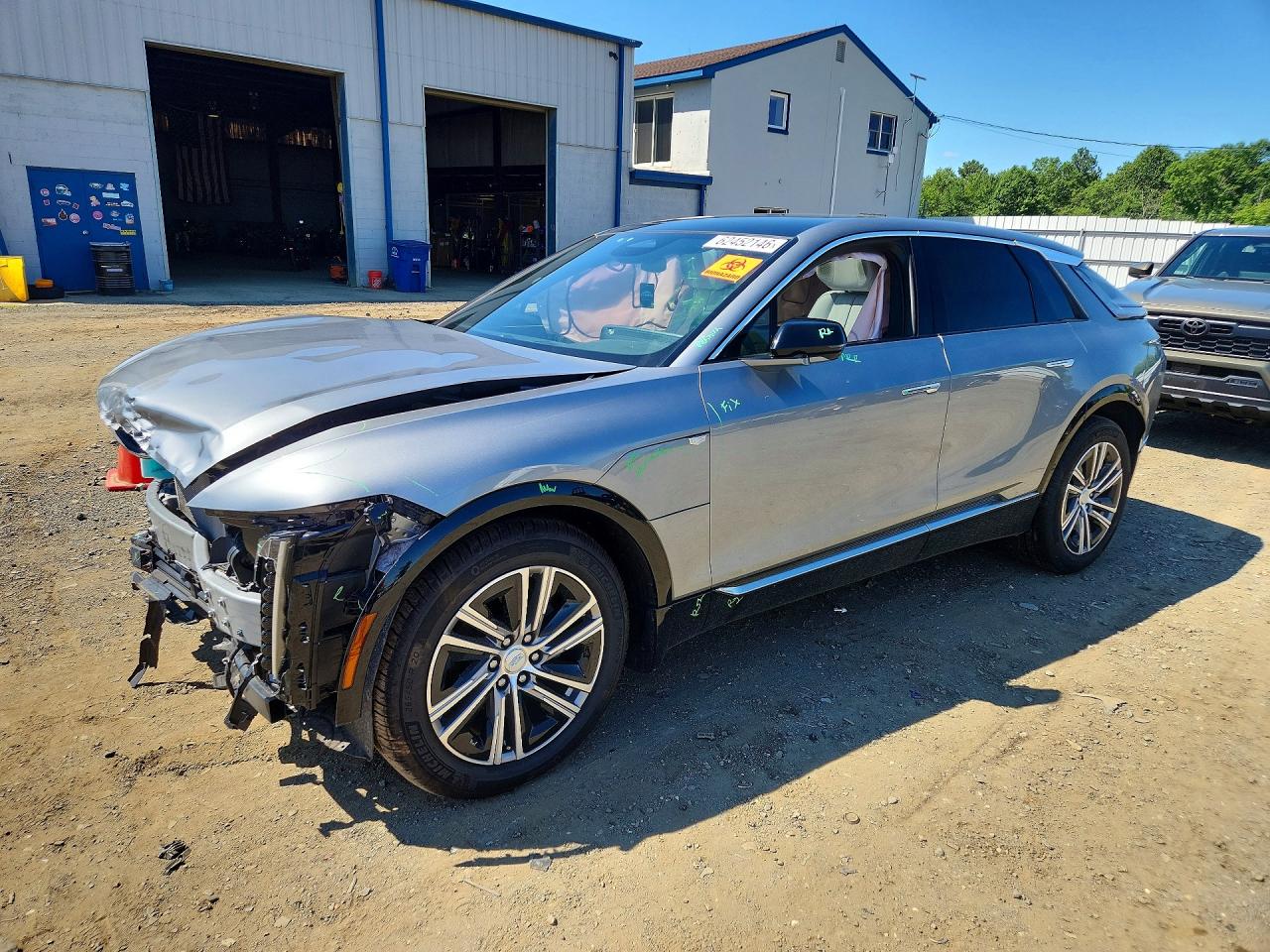 2024 CADILLAC LYRIQ LUXURY