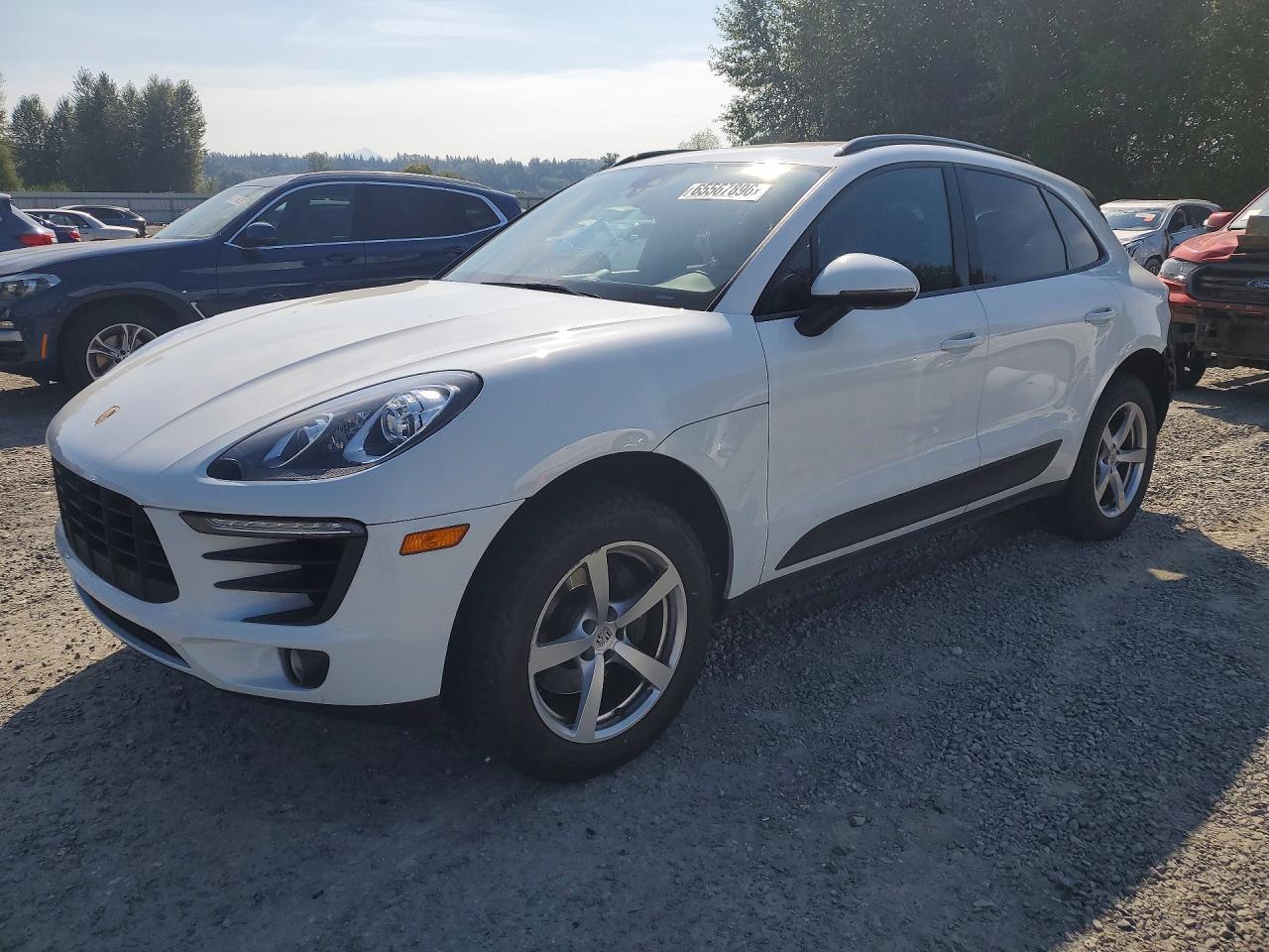 2017 PORSCHE MACAN