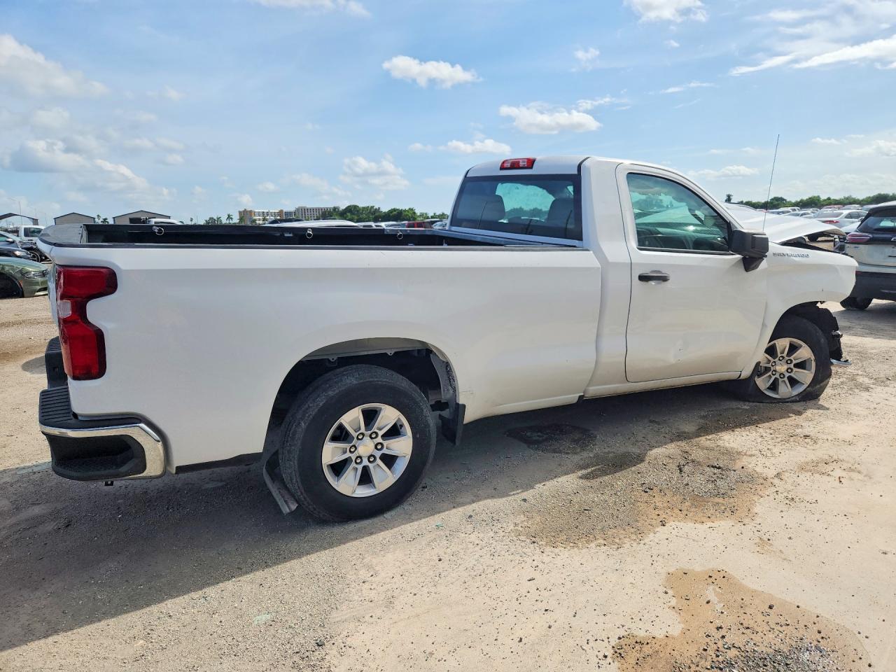 2021 CHEVROLET SILVERADO C1500 — снимка 3