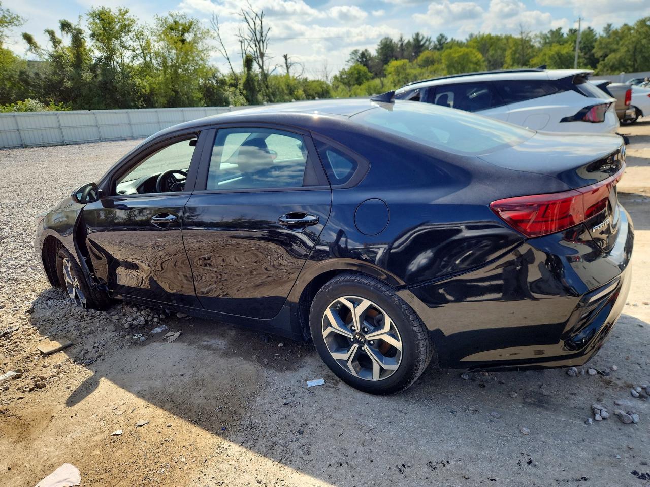 2021 KIA FORTE LXS — снимка 2