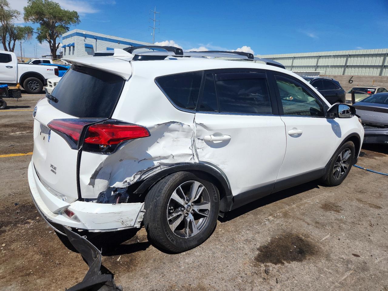 2016 TOYOTA RAV4 XLE — снимка 3