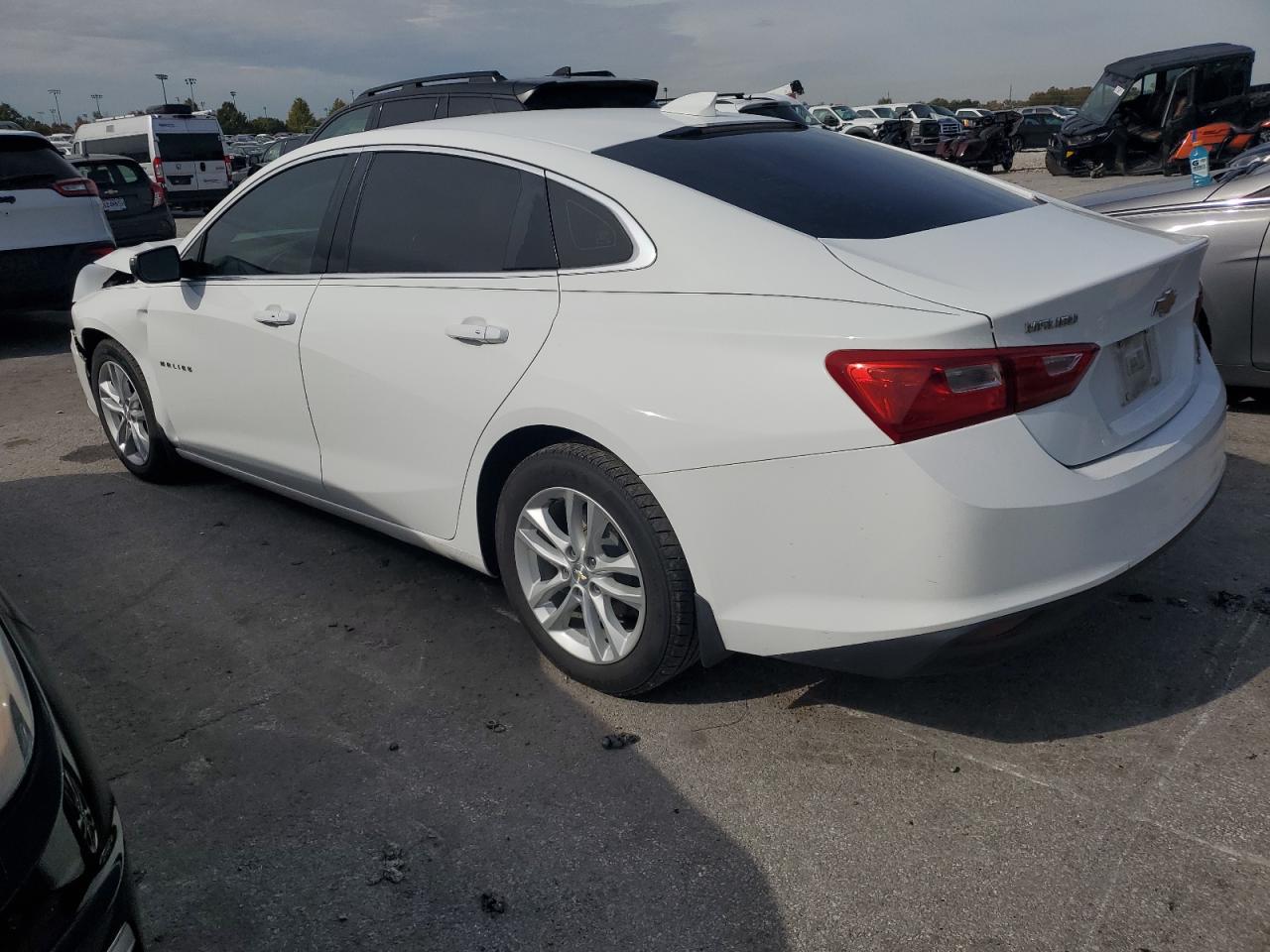 2017 CHEVROLET MALIBU LT — снимка 2
