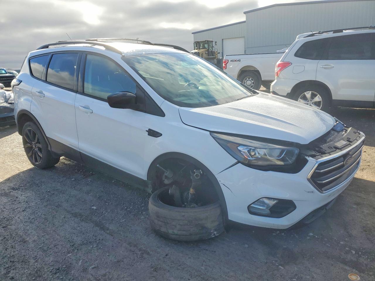 2017 FORD ESCAPE SE — снимка 4