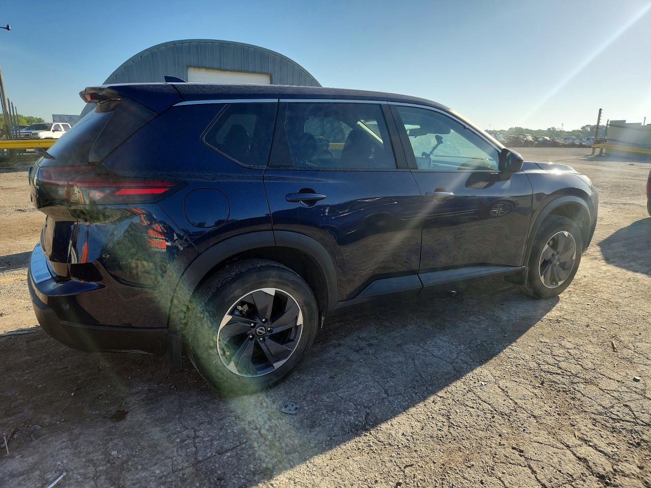 2025 NISSAN ROGUE SV — снимка 3