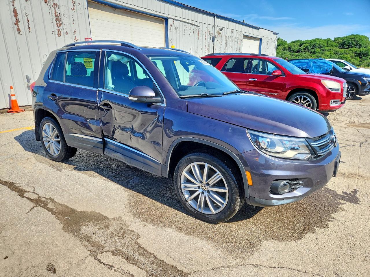 2016 VOLKSWAGEN TIGUAN S/SE/SEL/R-LINE — снимка 4