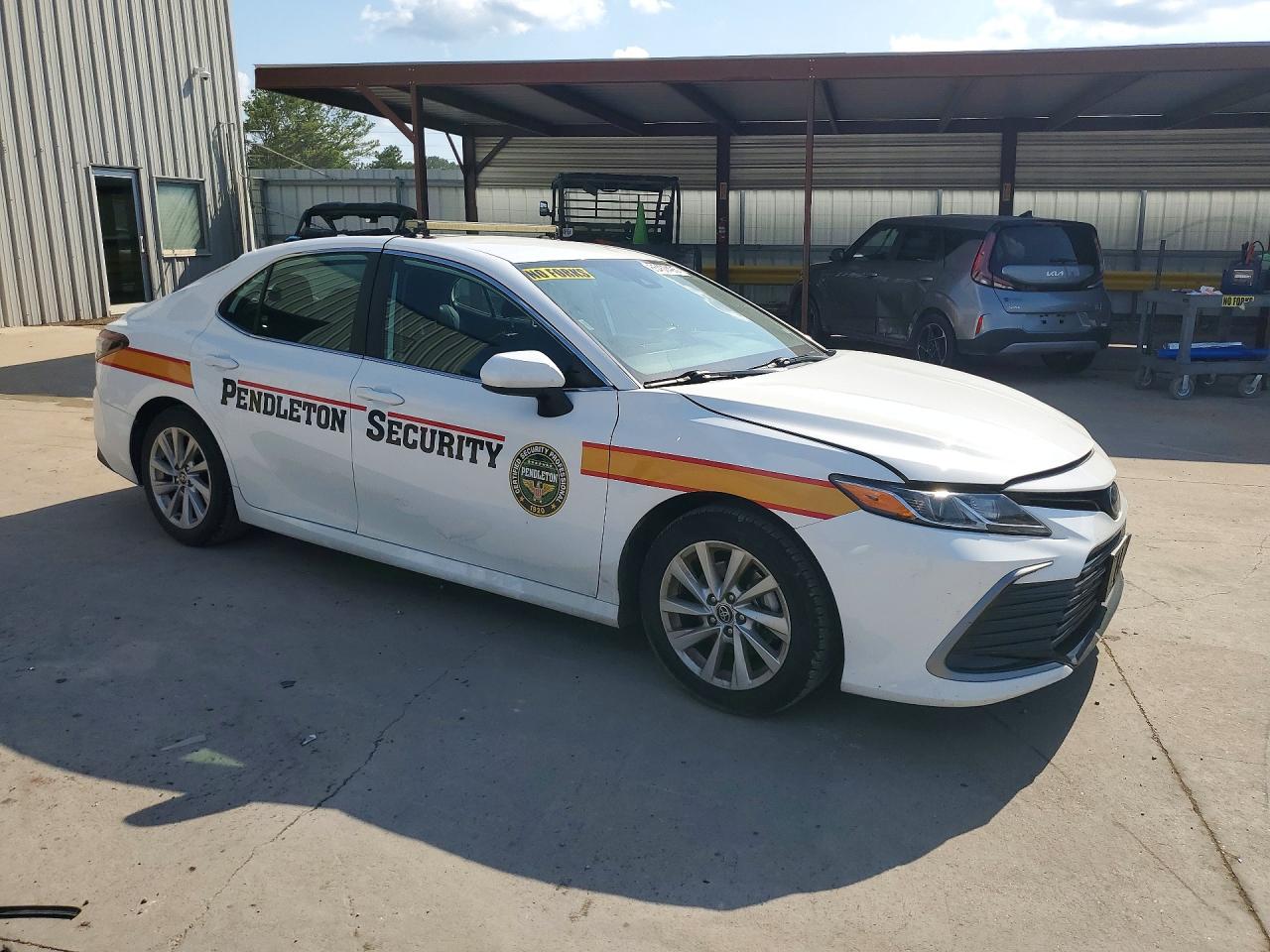 2023 TOYOTA CAMRY LE — снимка 4