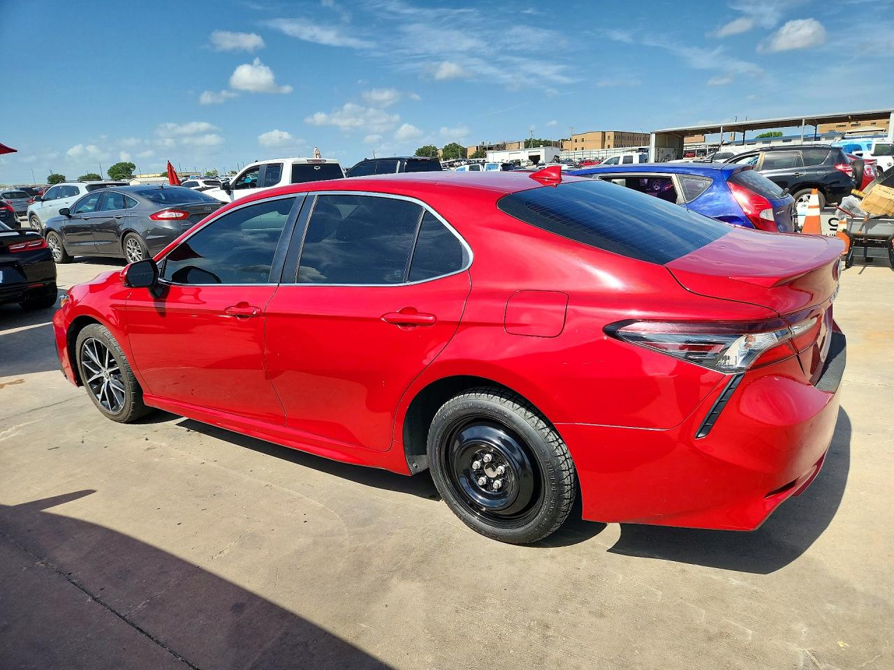 2021 TOYOTA CAMRY SE — снимка 2