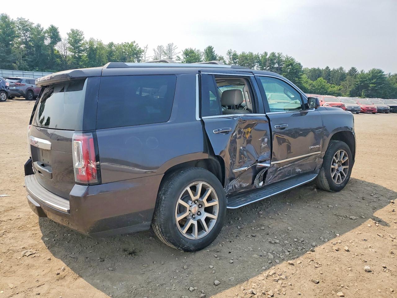 2018 GMC YUKON DENALI — снимка 3