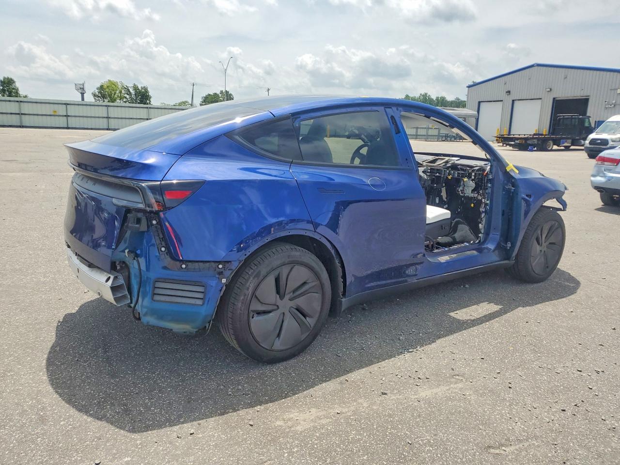 2026 TESLA MODEL Y — снимка 3