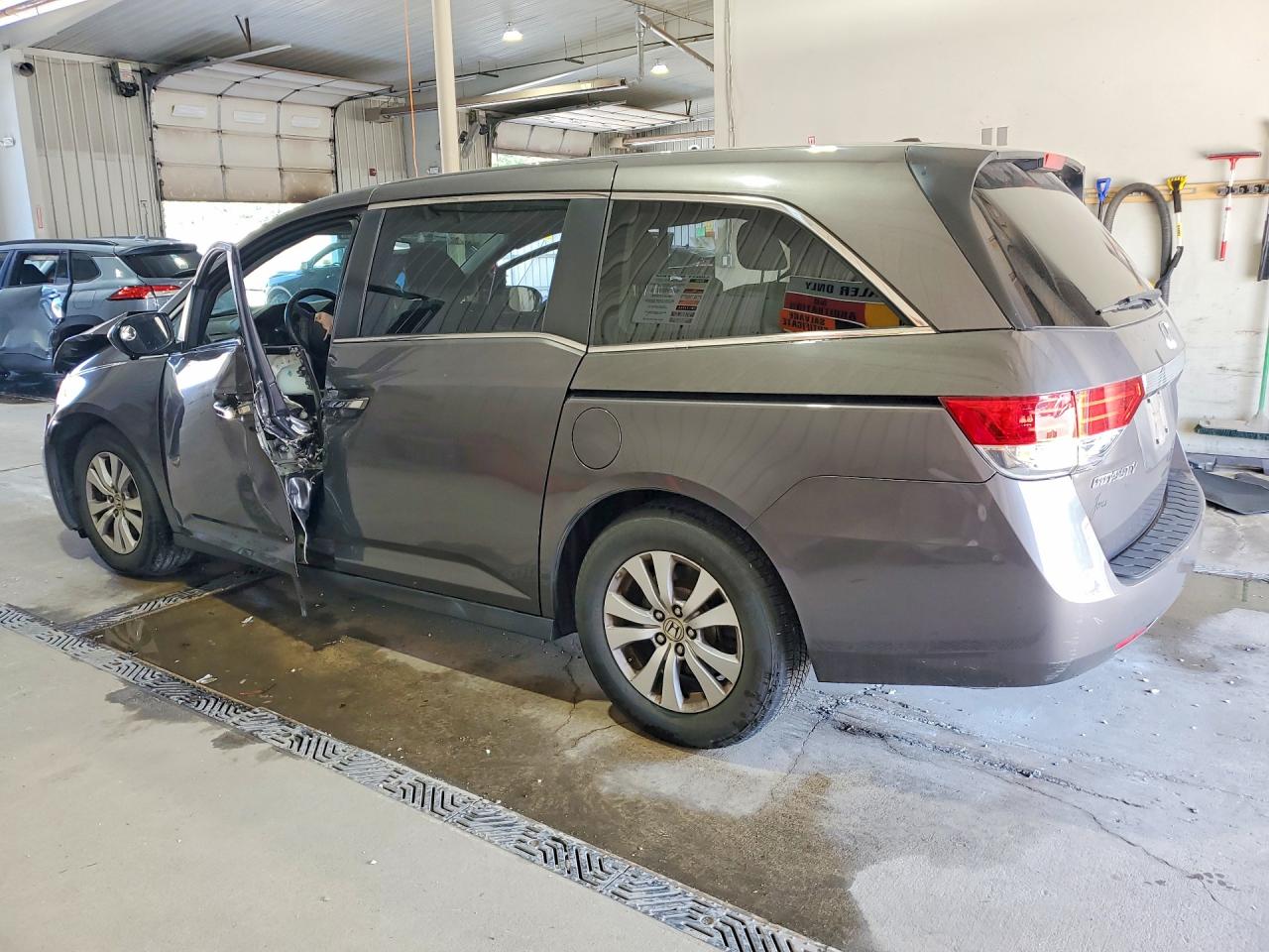 2016 HONDA ODYSSEY EXL — снимка 2