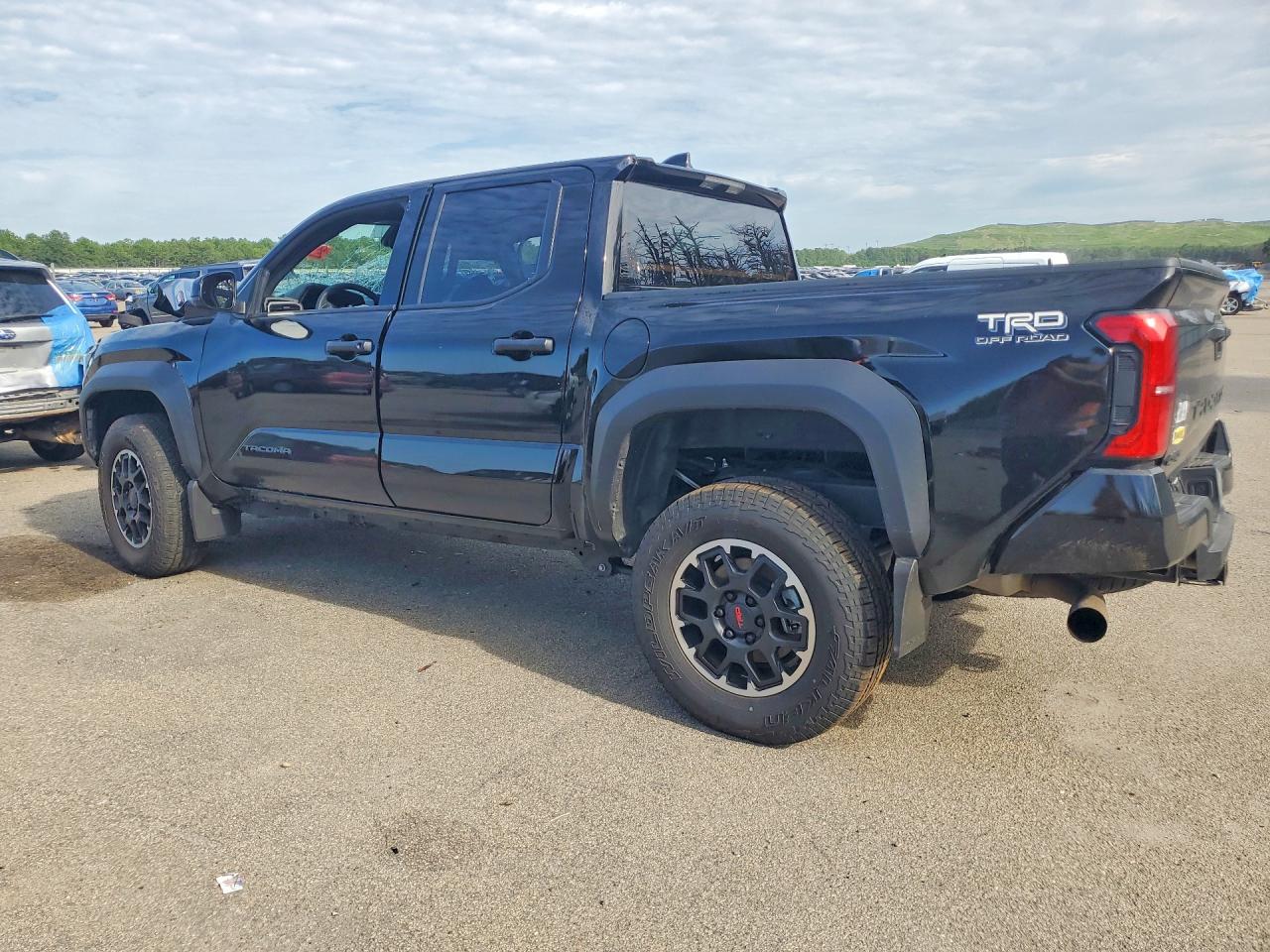 2025 TOYOTA TACOMA TRD OFF-ROAD HV — снимка 2