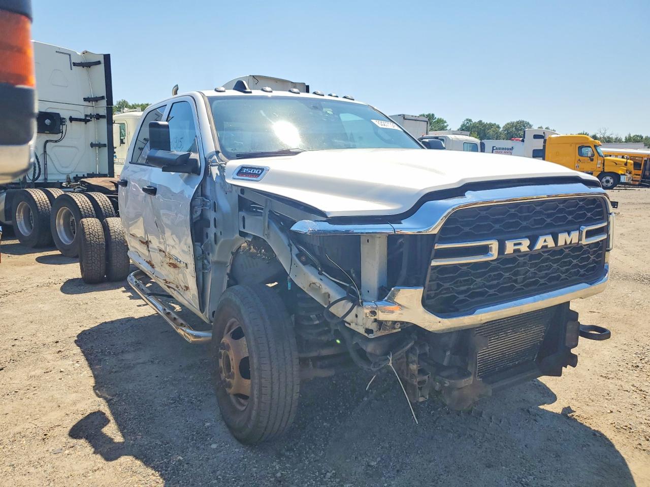 2020 RAM 3500 — снимка 4