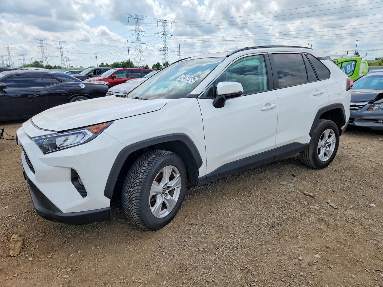 2021 TOYOTA RAV4 XLE