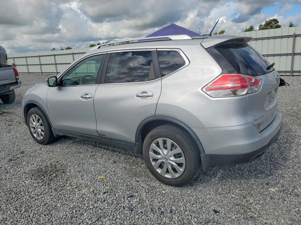 2016 NISSAN ROGUE S — снимка 2