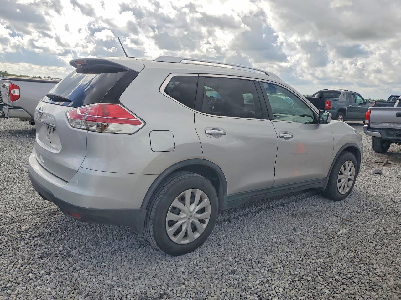 2016 NISSAN ROGUE S — снимка 3