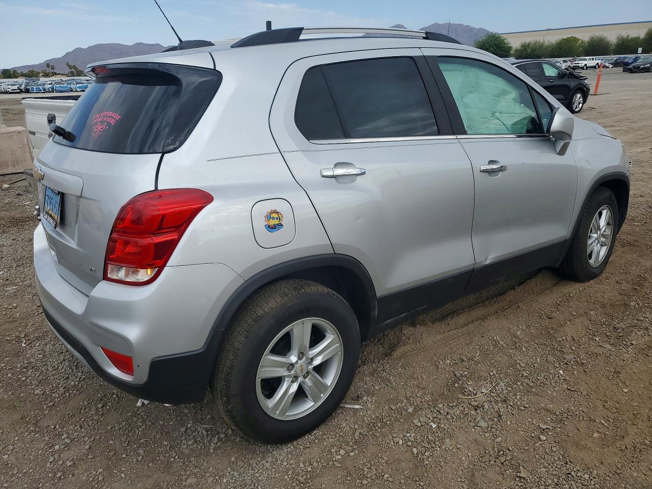2019 CHEVROLET TRAX 1LT — снимка 3