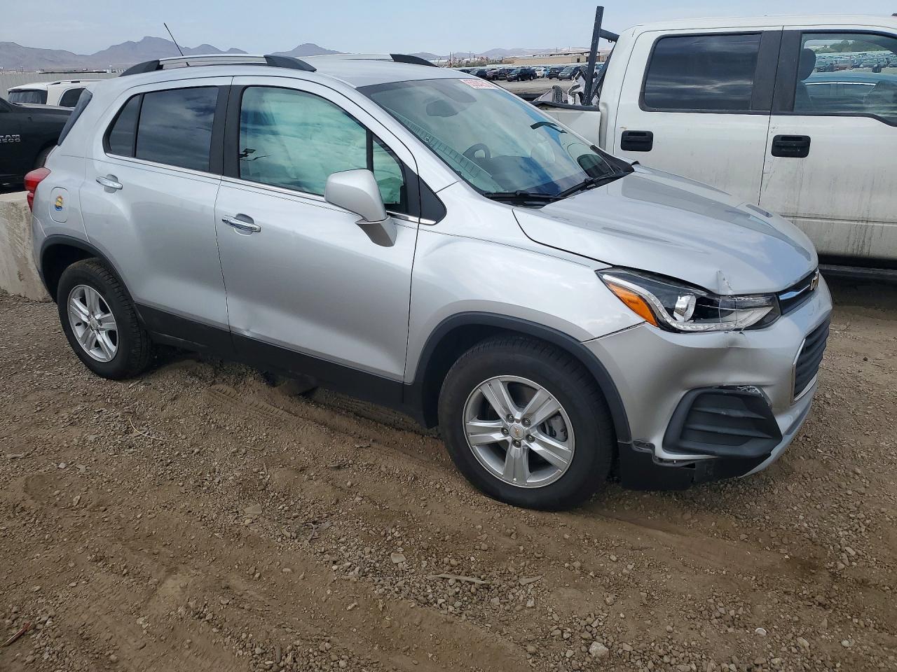 2019 CHEVROLET TRAX 1LT — снимка 4
