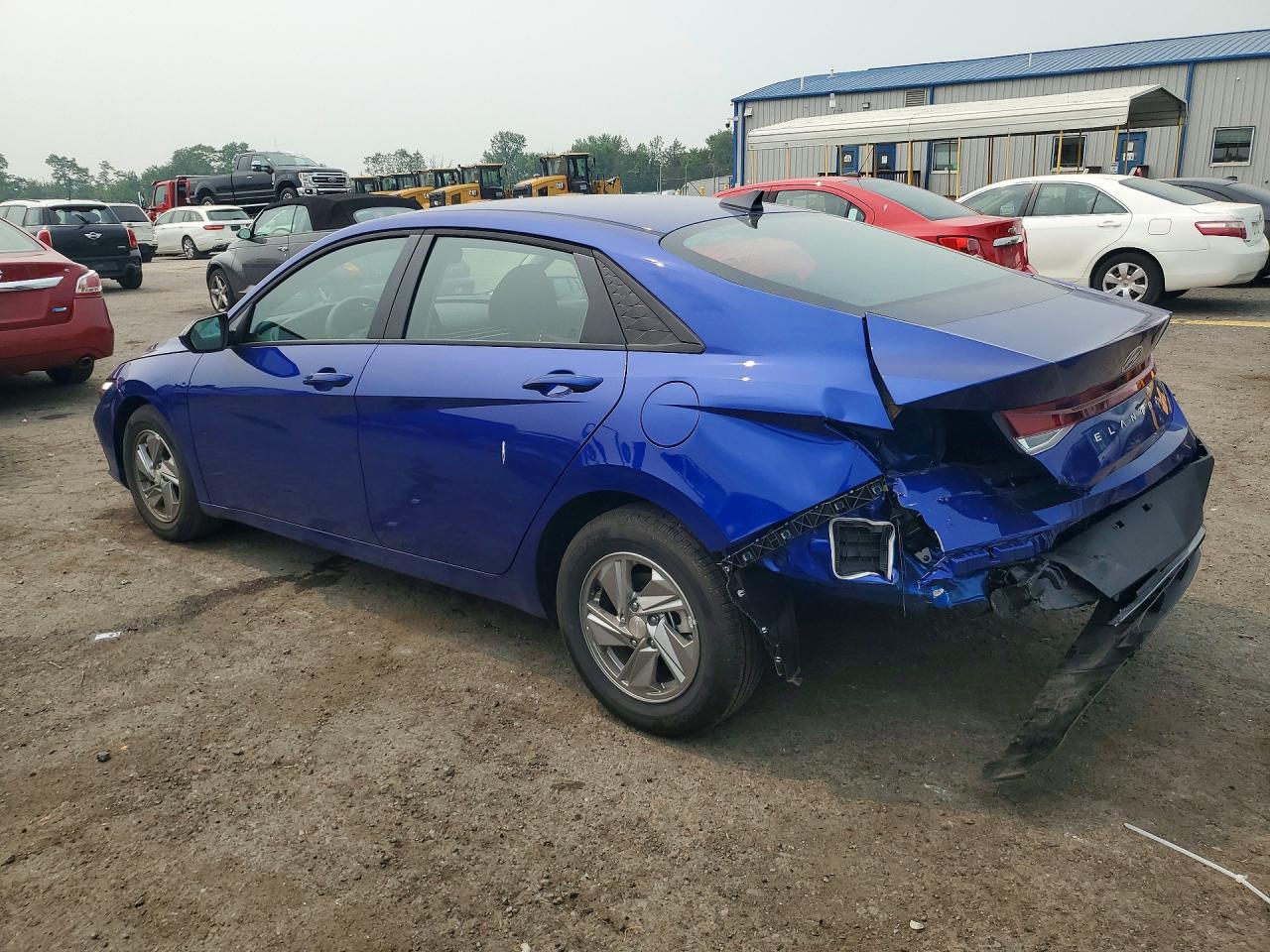 2025 HYUNDAI ELANTRA SE — снимка 2