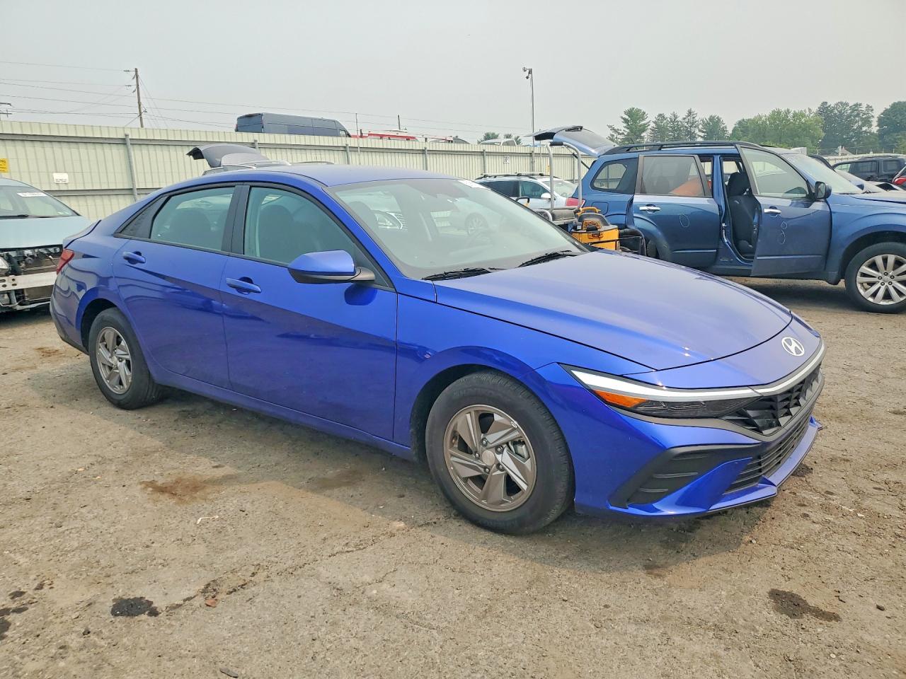 2025 HYUNDAI ELANTRA SE — снимка 4