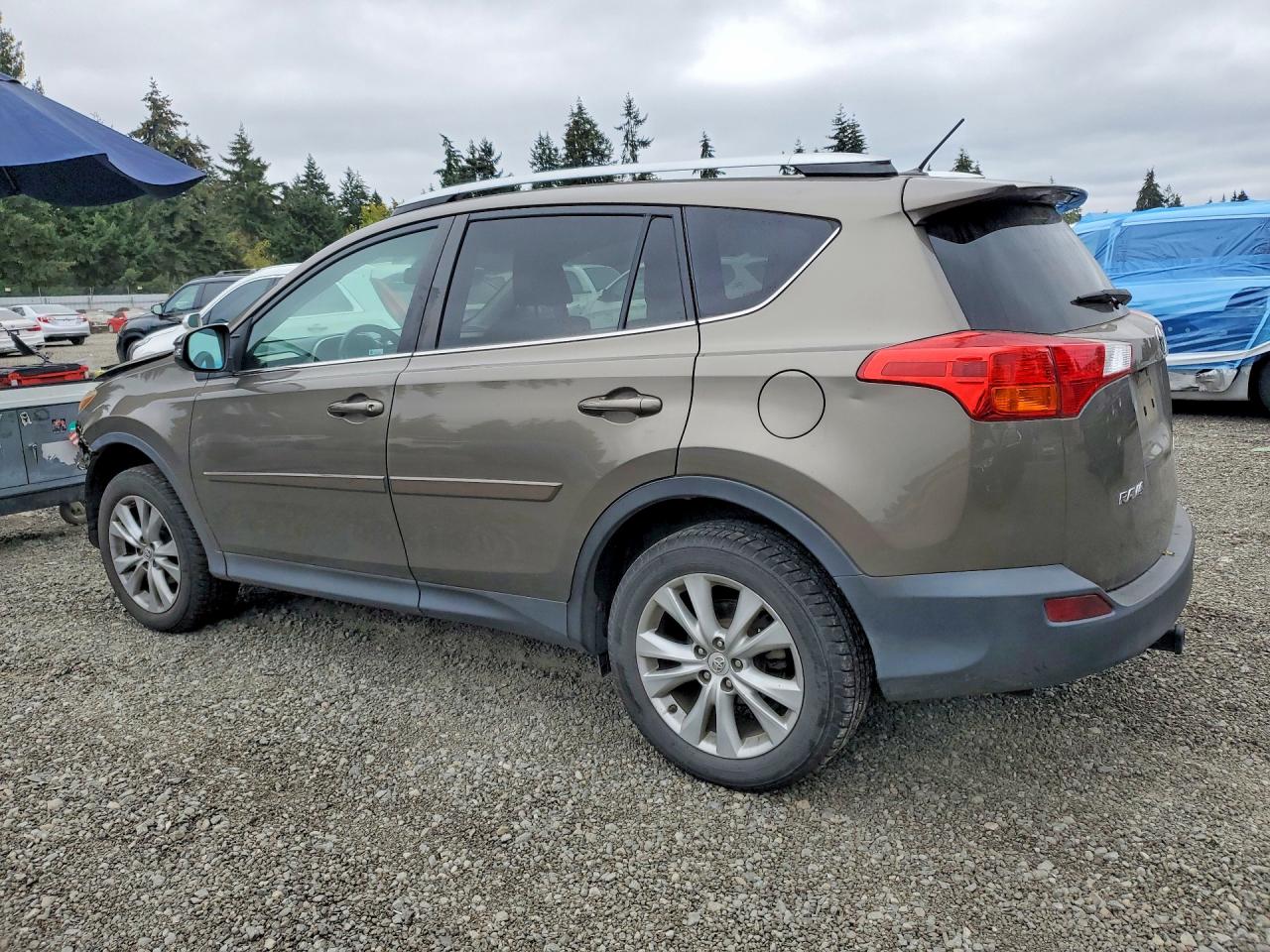 2015 TOYOTA RAV4 LIMITED — снимка 2