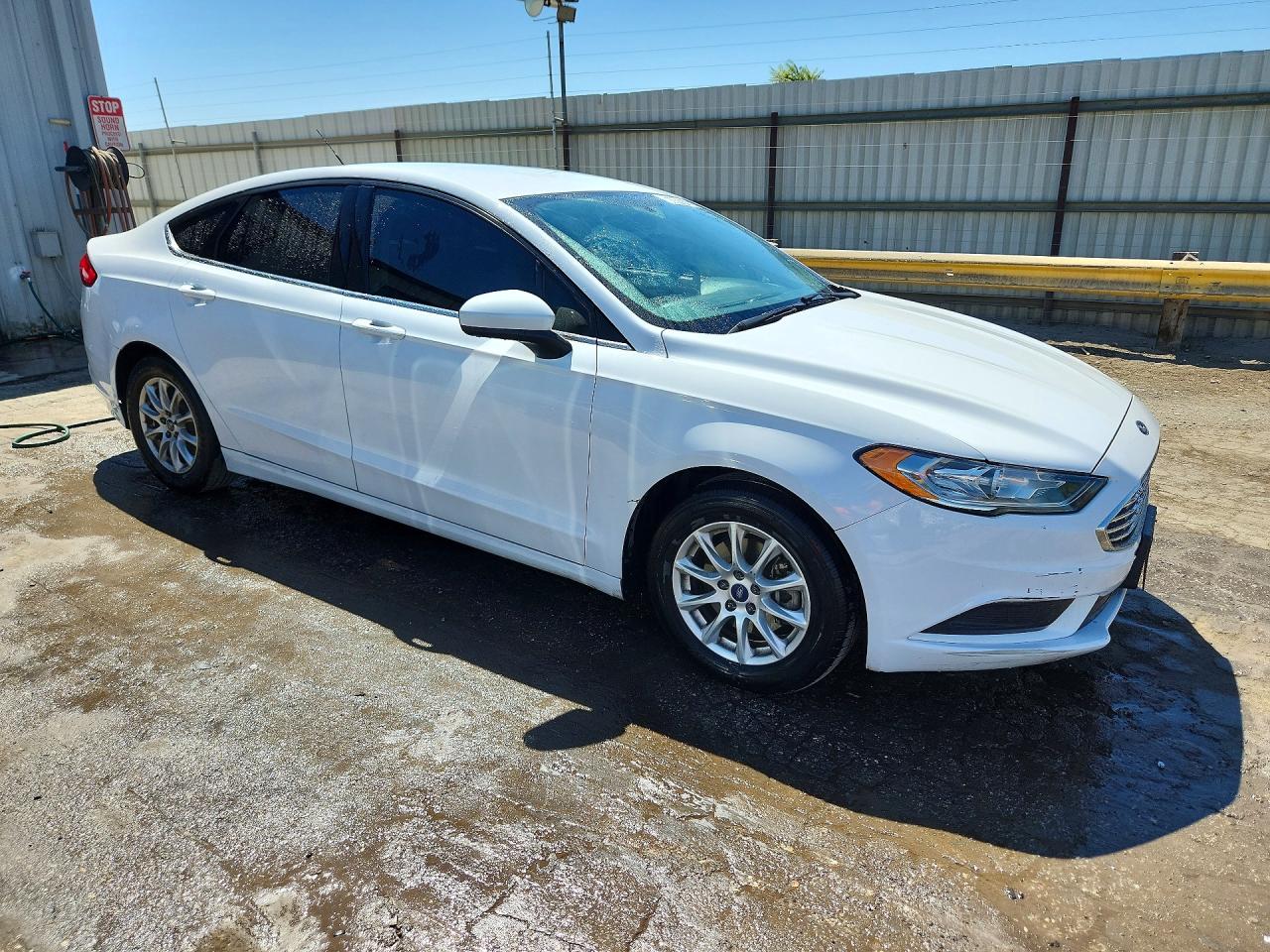 2017 FORD FUSION S — снимка 4